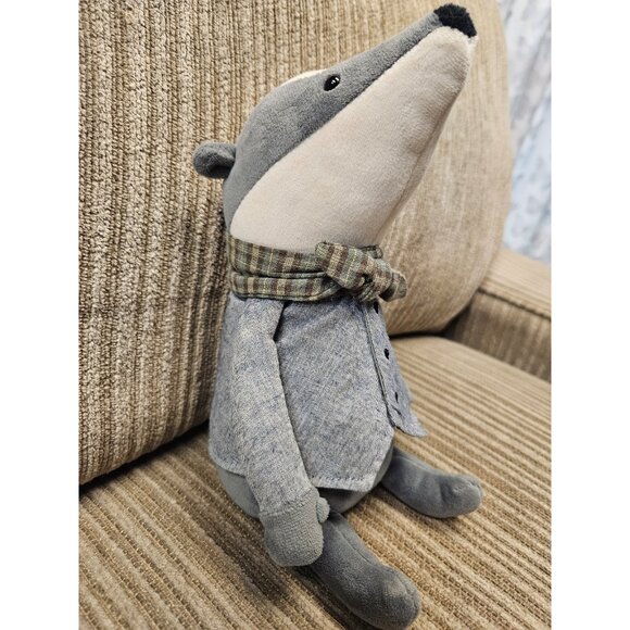 Jellycat Riverside Rambler Badger - Picture 3 of 12